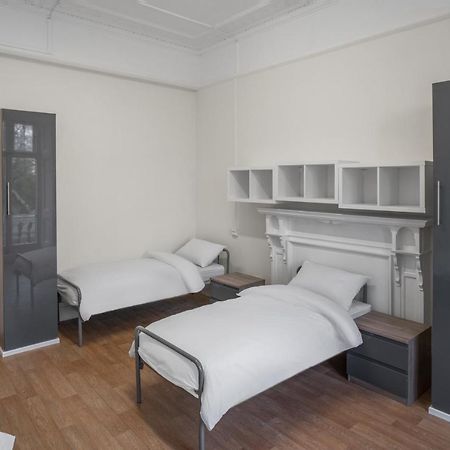 Holland House Hostel London Exterior photo
