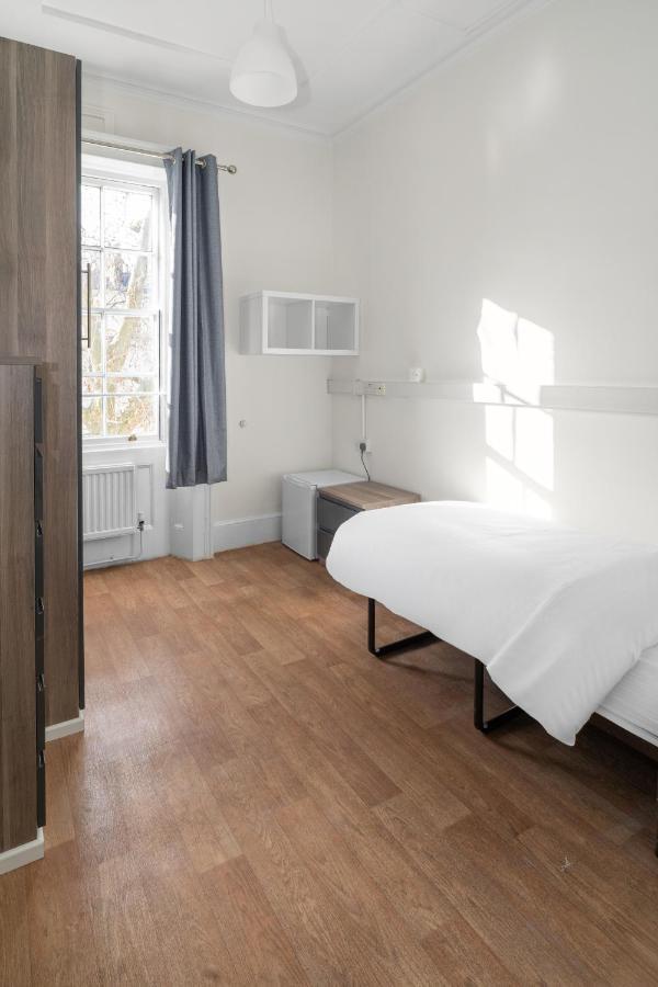 Holland House Hostel London Exterior photo